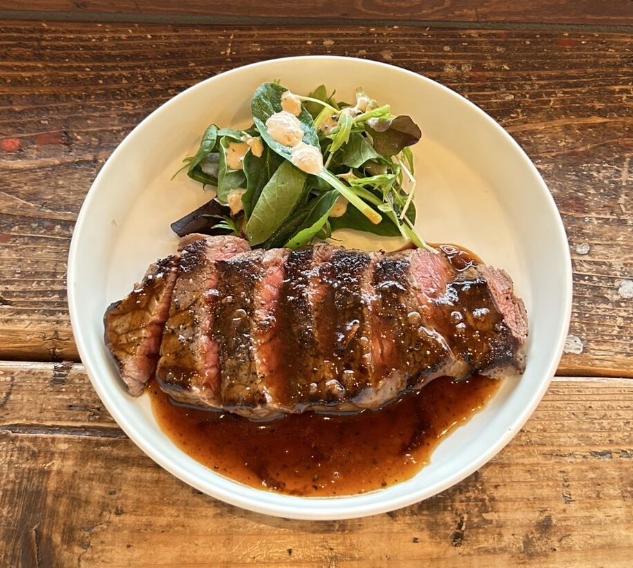 牛ステーキ｜箕面ビール